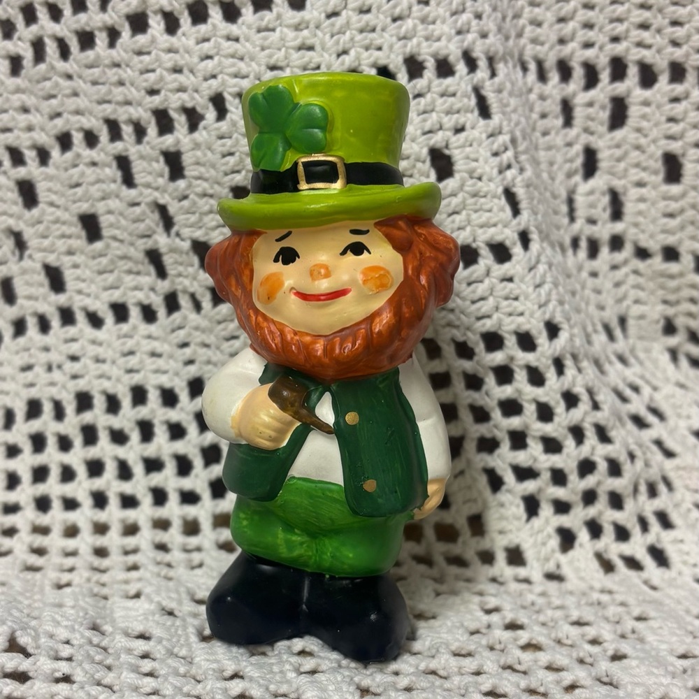 Leprechaun Figurine for St. Patrick's Day Celebrations-Label-RB made in Japan